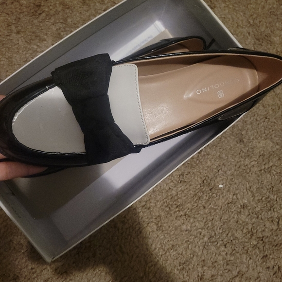 Bandolino Two-Tone Bow Loafers - Picture 3 of 7